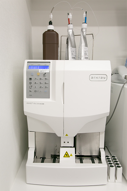 グリコヘモグロビン分析装置　ADAMS A1c Lite（AH-8380） arkray社